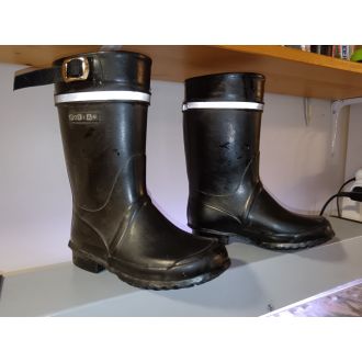 Nokian saappaat mustat 30